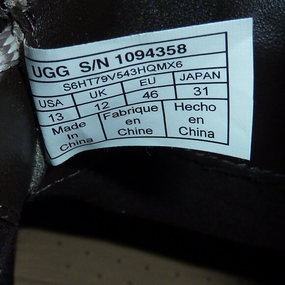 Ugg Mens Freamon Waterproof Chukka Boot. Taupe (tan/gray) color. Excellent used - Picture 11 of 14